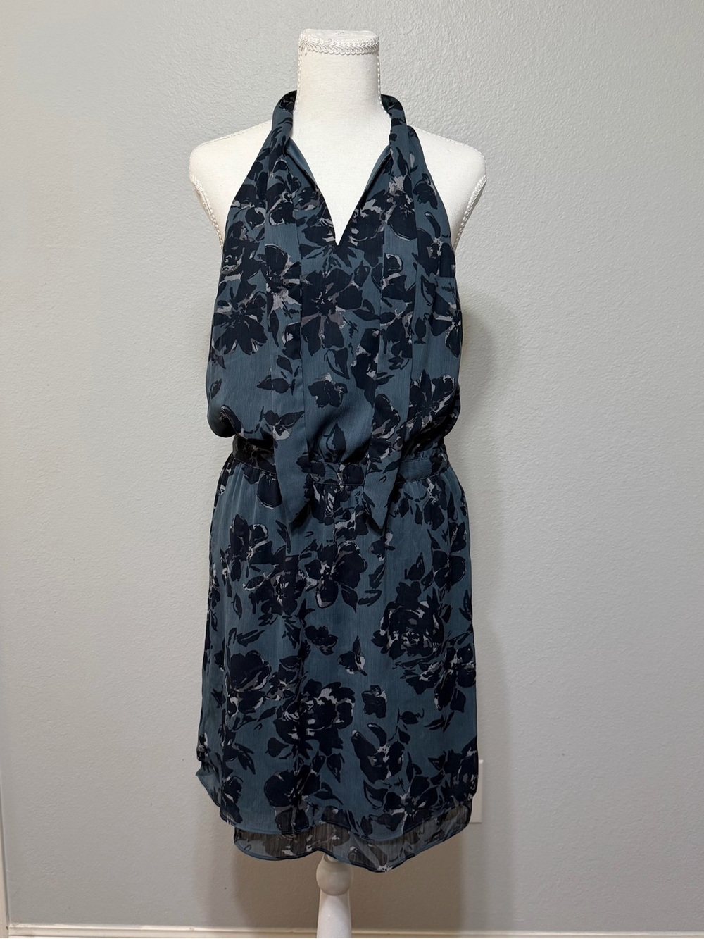 Banana Republic 6 Gray Black Floral Chiffon Dress Flowy Wedding Work Cocktail G